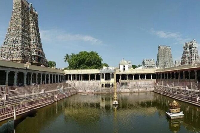 Private Guided Walking Tour in Madurai - Key Points