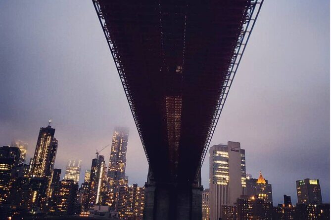 Private Guided Walking Tour of the Brooklyn Bridge and DUMBO - The Guide: Knowledgeable and Personable