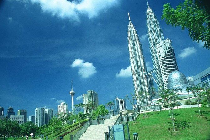 Private Half-Day Kuala Lumpur City Exploration Tour - The National Monument