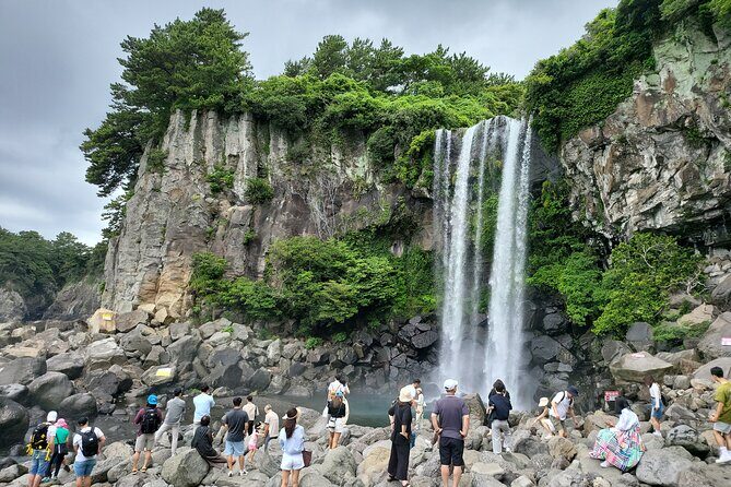 Private Half Day South and West Tour in Jeju Island - Yongmeori Coast: Lava Carvings and Dragon Shapes