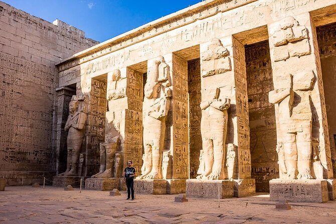 Private Half Day Tour in Valley of the Queen and Habu Temple - What Past Travelers Say