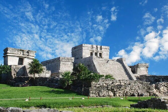 Private Half Day Tour to Tulum Temples and Downtown Shopping - A Closer Look at the Tour’s Highlights