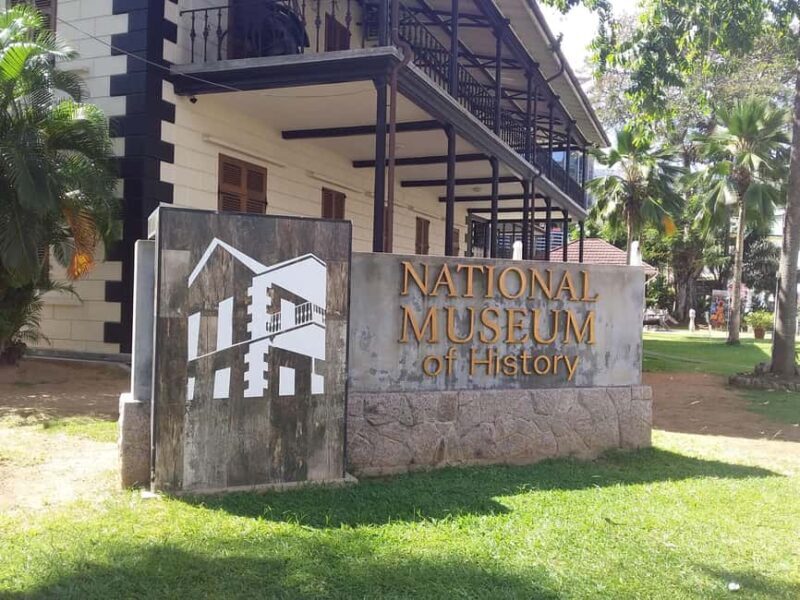 Private half day tour with free rum tasting - Key Points
