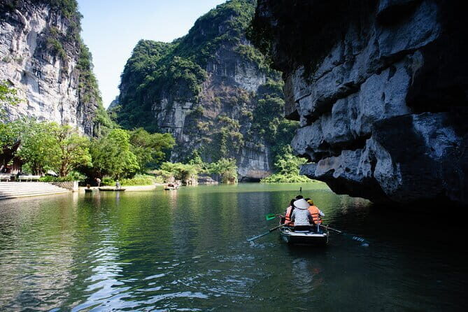 Private Hanoi Walking Tour with Visit Train Street - Review Highlights and Authentic Feedback