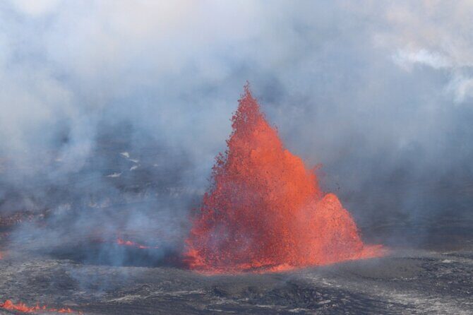 Private: Hawaii Volcanoes, Waterfalls, Beaches & Hilo Highlights - Relaxing at Richardson Ocean Park