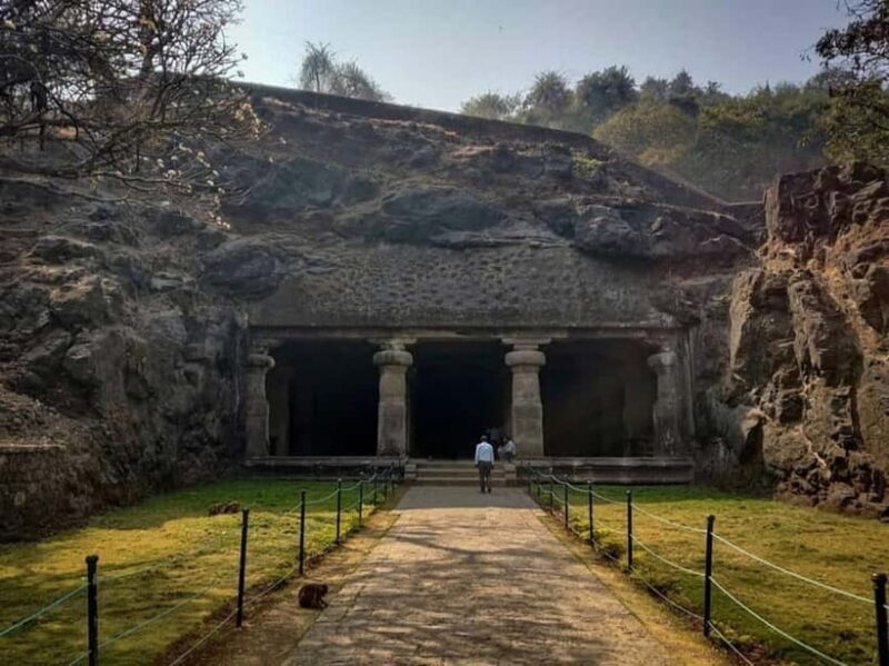 Private Heritage Walking Tour with Elephanta Caves tour - Key Points