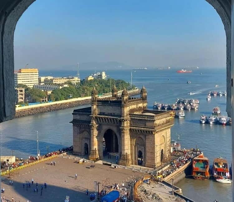Private Heritage Walking Tour with Elephanta Caves tour - Detailed Breakdown of the Tour Experience