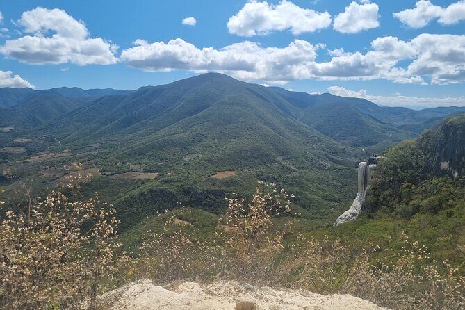 Private: Hierve El Agua, Mitla, Mezcal and Lunch in Maguey Fields - FAQs