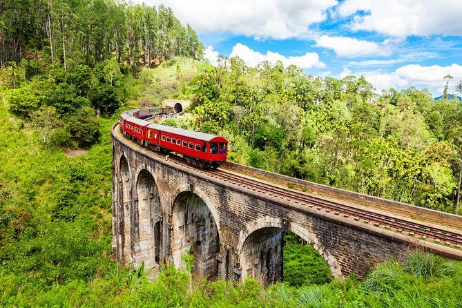 Private Hiking Adventure to the Little Adams Peak And Nine Arches Bridge. - What To Expect During the Tour