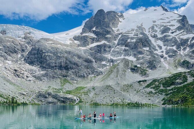 Private Hiking Day tour of Joffre Lakes Park - A Closer Look at the Tour Experience