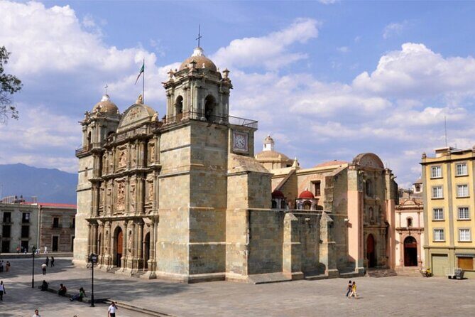 Private Historic City Tour + Street Food of Oaxaca - Best Rated - What to Expect from the Food Experience