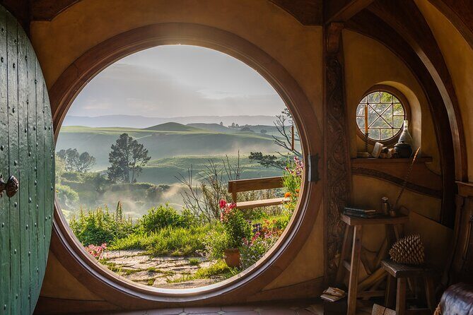 Private Hobbiton Movie Set & Waitomo Caves in a Day from Auckland - Practical Tips for Potential Travelers