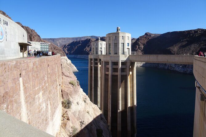 Private Hoover Dam and Valley of Fire Combo Tour with Brunch - Hoover Dam Highlights