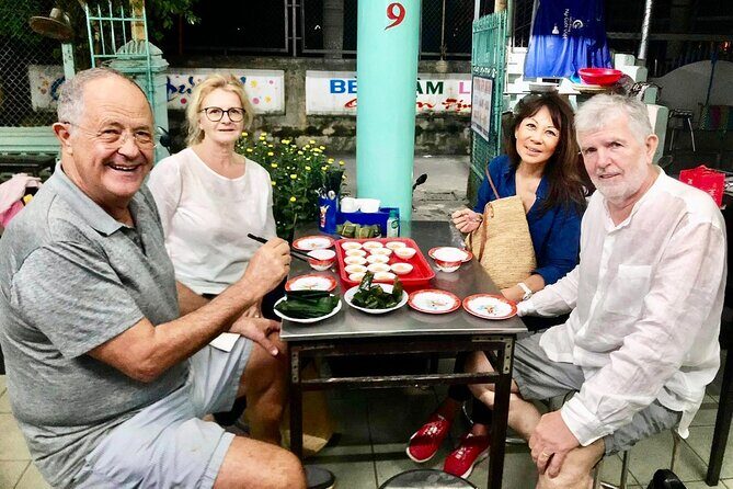 Private Hue Food Tour By Cyclo - Sweet Endings with Che: Vietnamese Dessert