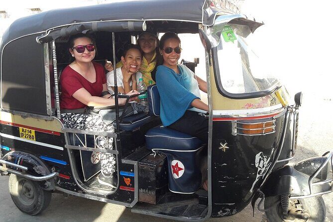 Private Jaipur Full-Day Tour by Tuk-Tuk Safari - Is This Tour Right for You?