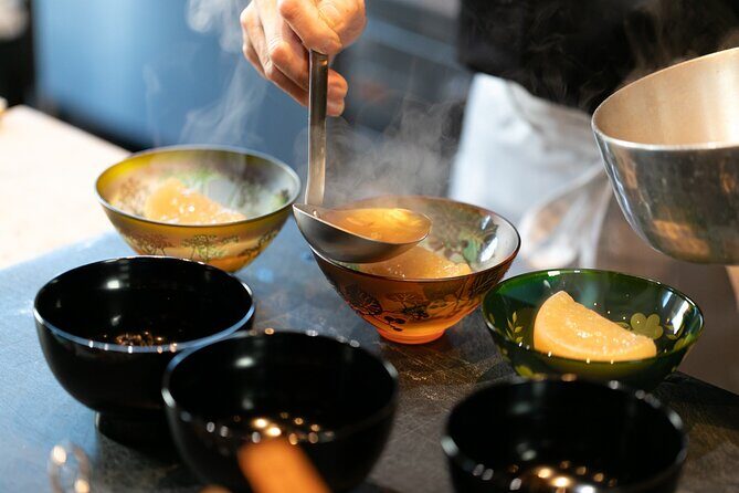 Private Japanese Cuisine Tour with Guide in Suzu-ki - Key Points