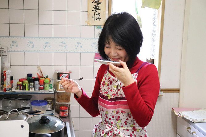 Private Japanese Home Cooking Class in Kyoto with Michiyo - The Itinerary and Cooking Experience