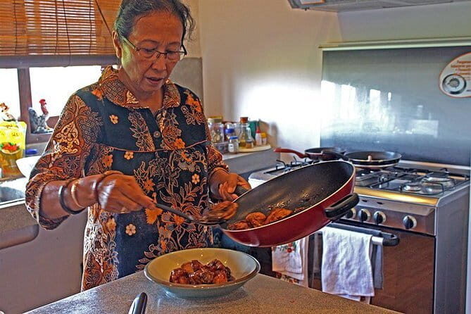 Private Javanese Cooking Class with Dotty in Tumbak Bayuh, Canggu - Key Points