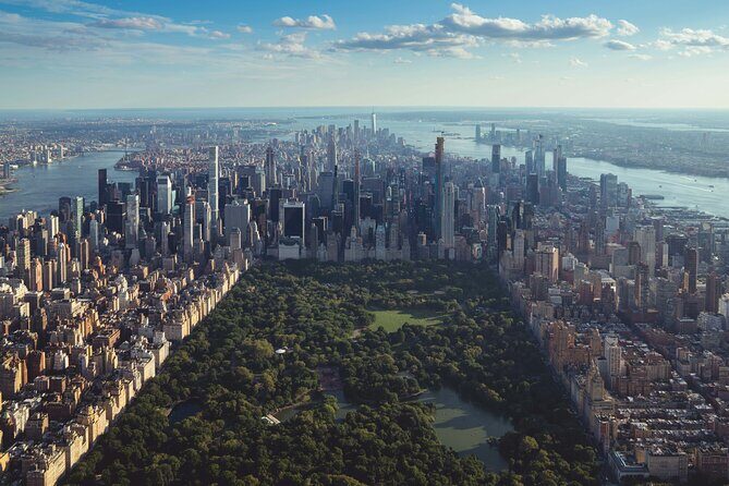Private JFK to Newark/LGA Airport Transferup to 14pax - What to Expect from This Private Airport Transfer