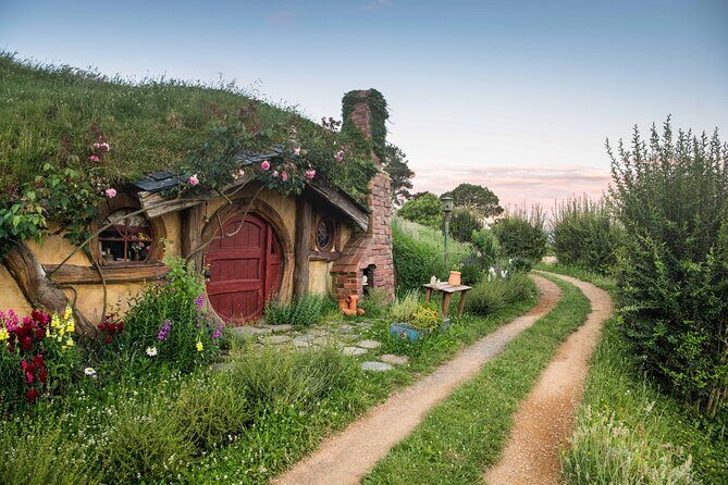 Private Journey to Middle-earth: Hobbiton Movie Set - Ex Auckland - An In-Depth Look at the Hobbiton Experience
