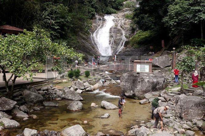 Private Kanching Waterfalls with Batu Caves & Ramayana Caves Tour - A Detailed Look at the Tour