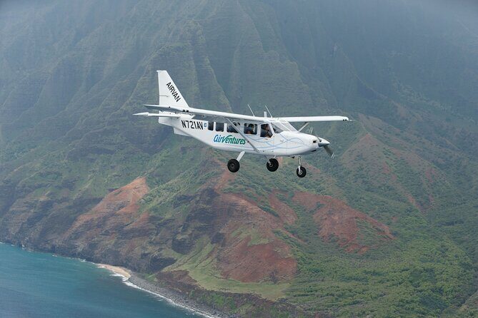 Private Kauai Airplane Tour: Na Pali Coast, Waterfalls & More - What to Expect During Your Flight