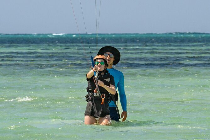Private Kitesurfing Discovery in La Ventana - What to Expect on Your Kitesurfing Discovery