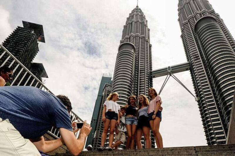 Private KL City Tour with Petronas Twin Towers & Batu Caves - What to Expect from the Tour