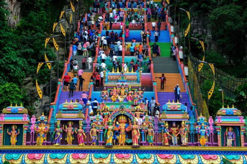 Private KL City Tour with Petronas Twin Towers & Batu Caves - The Experience From the Traveler’s Perspective