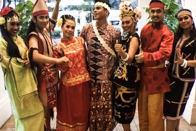 Private Kuala Lumpur City Tour With Petronas Tower & Local Dinner - A Detailed Guide to the Kuala Lumpur Night Tour