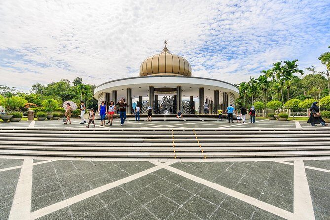 Private Kuala Lumpur Customizable Orientation Full Day Tour - Who Will Love This Tour?