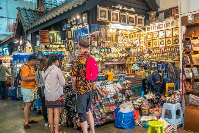Private Kuala Lumpur Night Market And Food Tour - Authentic Experiences and Local Insights