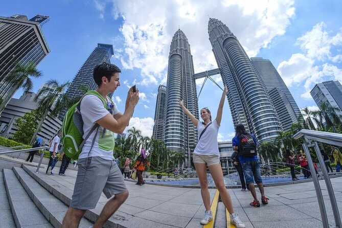 Private Kuala Lumpur Photographic Tour With Petronas Towers & Sky Box K.L Tower - Who Is This Tour Best For?