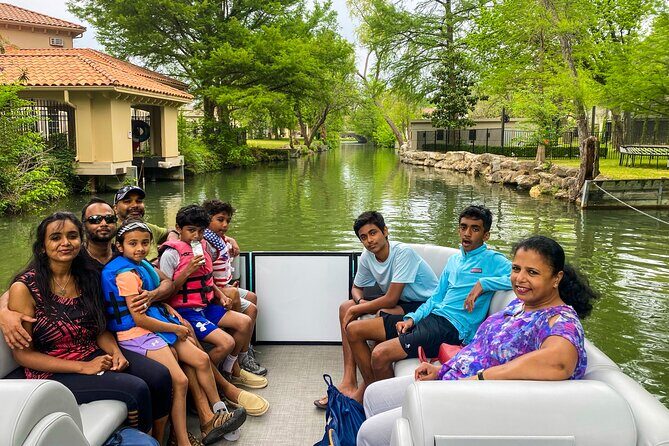 Private Lake Austin Boat Cruise With Full Sun Shading - Practical Details and Tips