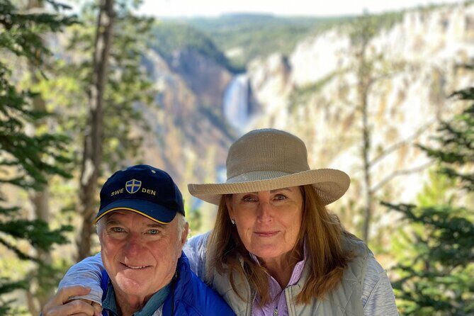 Private Lower Loop Tour of Yellowstone National Park - An In-depth Look at the Yellowstone Private Tour