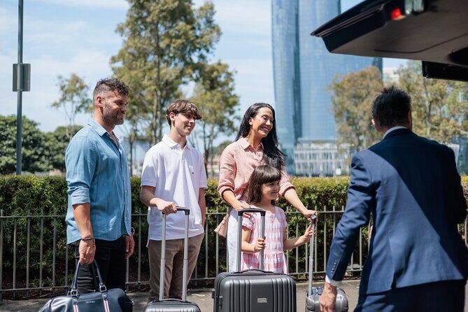 Private Luxury Airport Transfer with Limousine - Key Points
