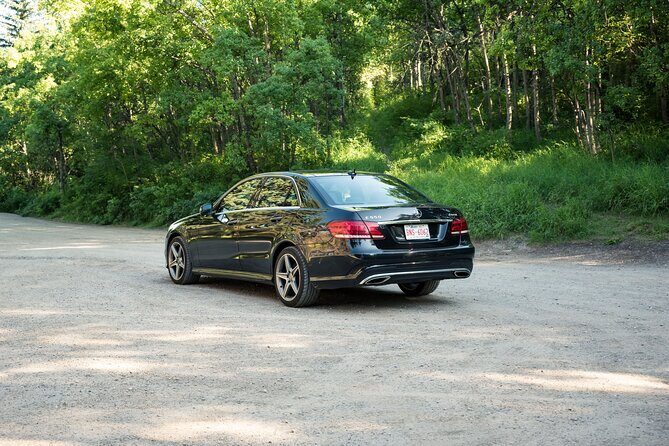 Private Luxury Calgary - Banff / Lake Louise Area 1 Way Transfer - What to Expect During Your Scenic Ride