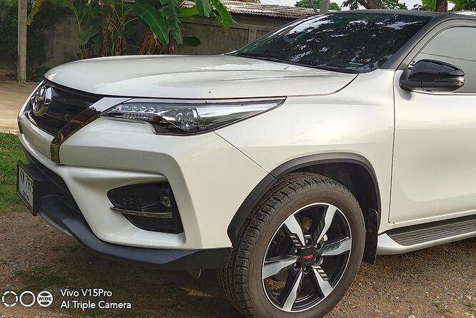 Private Luxury Car rental + English speaking driver: - Key Points
