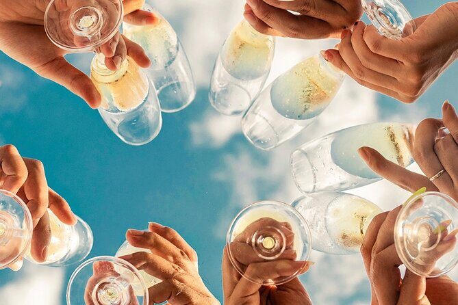 Private Luxury Catamaran Champagne Sunset Cruise - Key Points