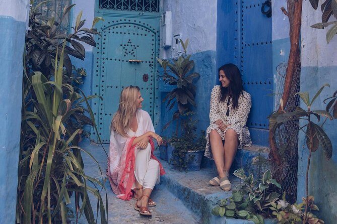 Private Luxury Day Trip From Fes to Chefchaouen - The Journey Begins: Comfort in Transit