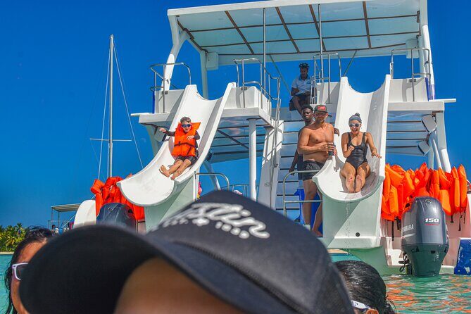 Private Luxury Double Slide Party Boat - Key Points