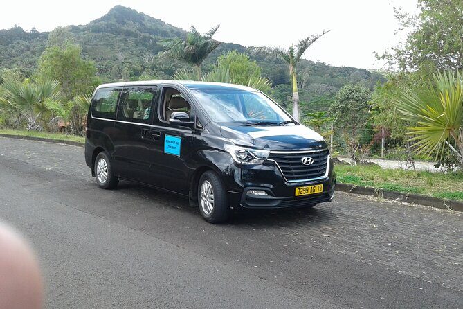 Private Luxury Minibus Transfer from Mauritius Airport to City - The Logistics: What to Expect on the Day