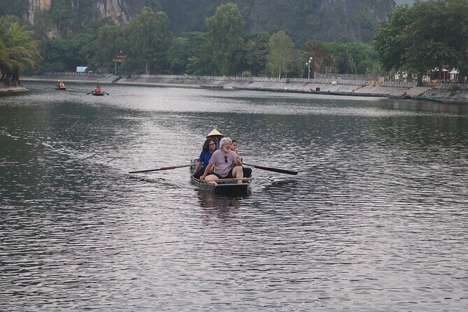 Private luxury - Mua Cave - Trang An - Bich Dong 1 Day From Hanoi - Trang An Grottoes: An Unforgettable Boat Ride