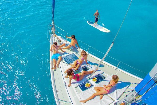 Private Luxury Sailing Cruise in Los Cabos with Lunch and Open Bar - Key Points