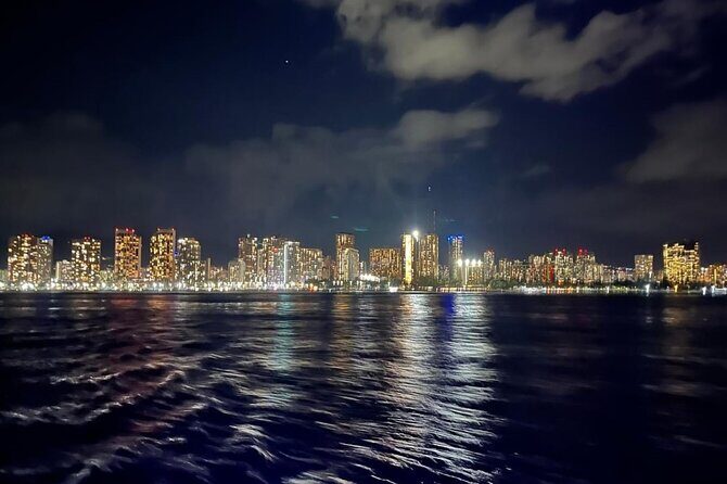 Private Luxury Sunset Cruise in Waikiki - FAQs