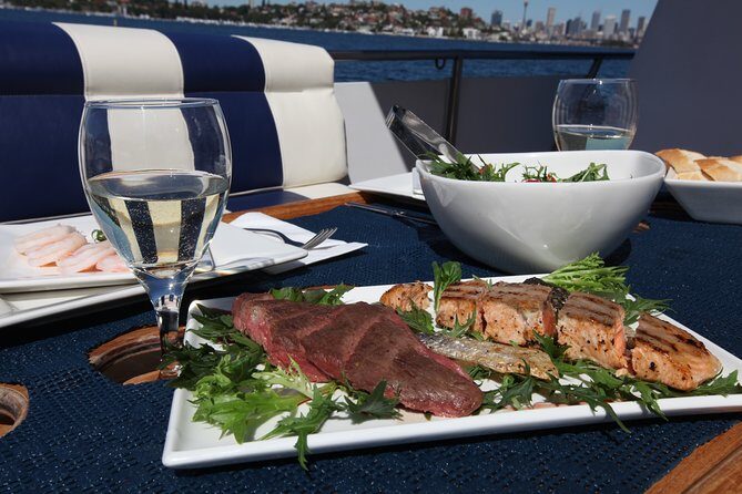 Private Luxury Sydney Harbour Cruise - An In-Depth Look at the Private Luxury Sydney Harbour Cruise