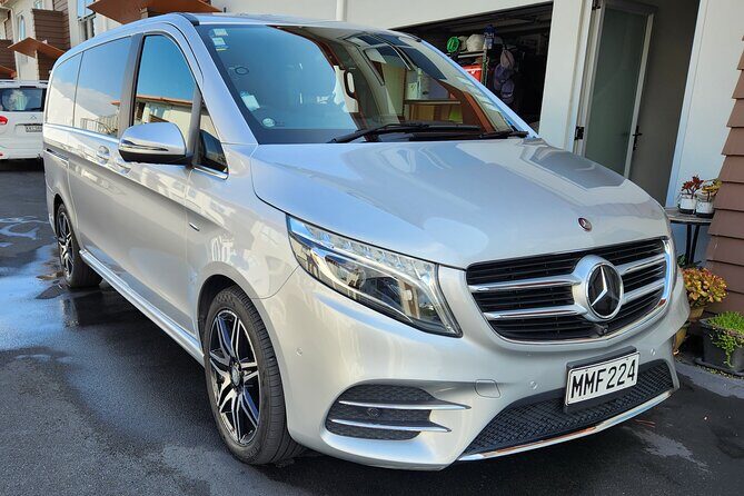 Private Luxury Transfers from Auckland Airport TO Auckland Hotels - Who Is This Transfer Best For?