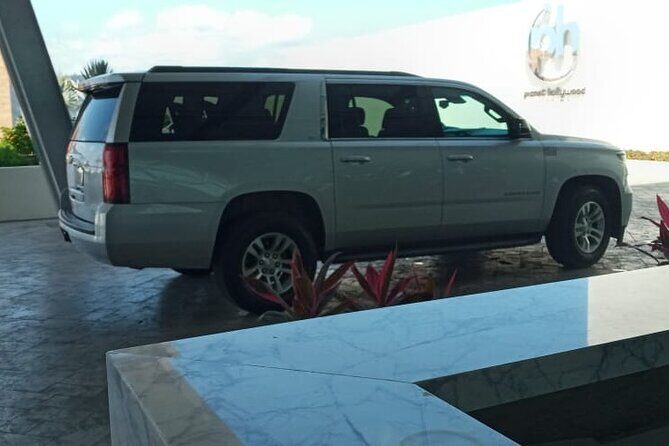 Private luxury transportation from CUN Airport to Puerto Morelos - Who Should Book This Service?