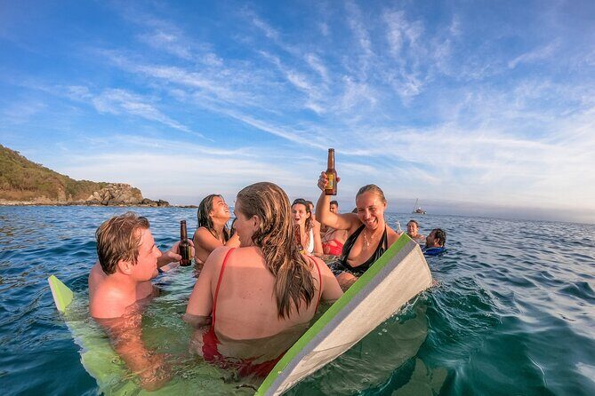 Private Luxury Yacht Chica 55' VIP All Inclusive + Jet Ski - Who Should Consider This Tour?