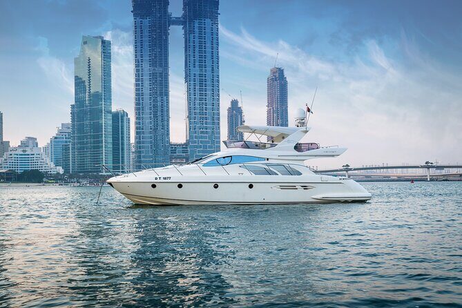 Private Luxury Yacht Cruise for up to 20 people - A Closer Look at the Dubai Private Luxury Yacht Cruise